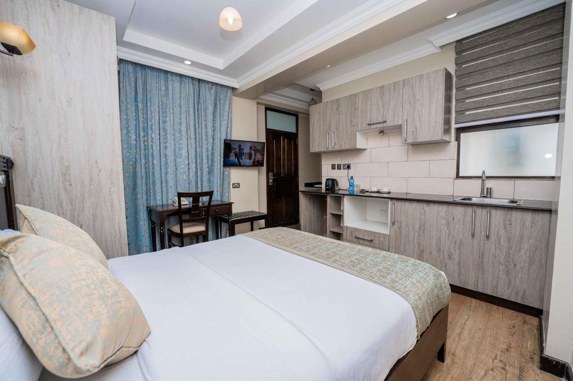 Hemak Suites Hotel Nairobi Exterior foto
