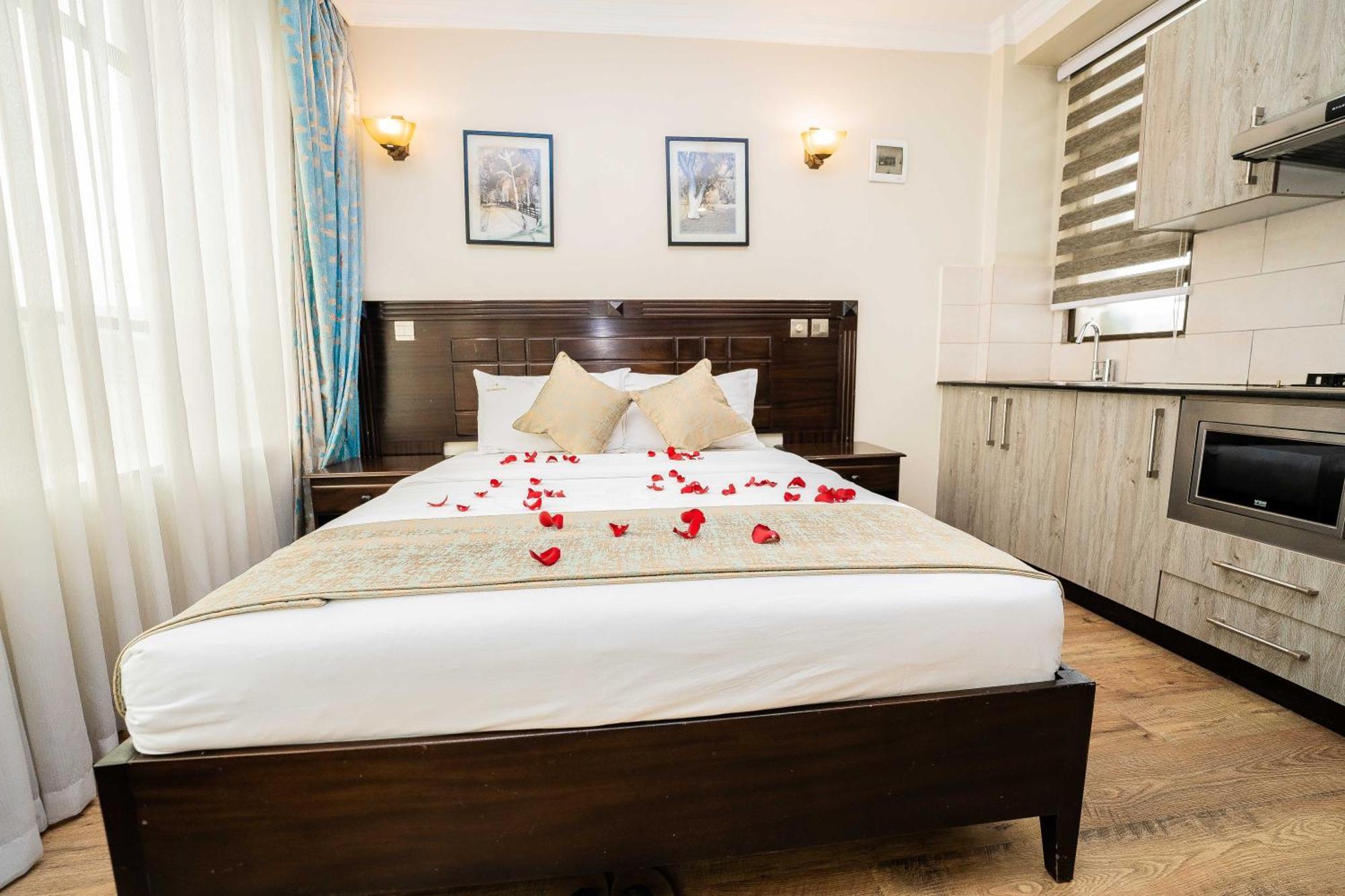 Hemak Suites Hotel Nairobi Exterior foto