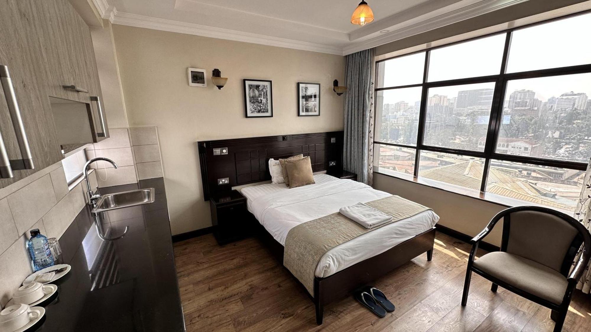 Hemak Suites Hotel Nairobi Exterior foto