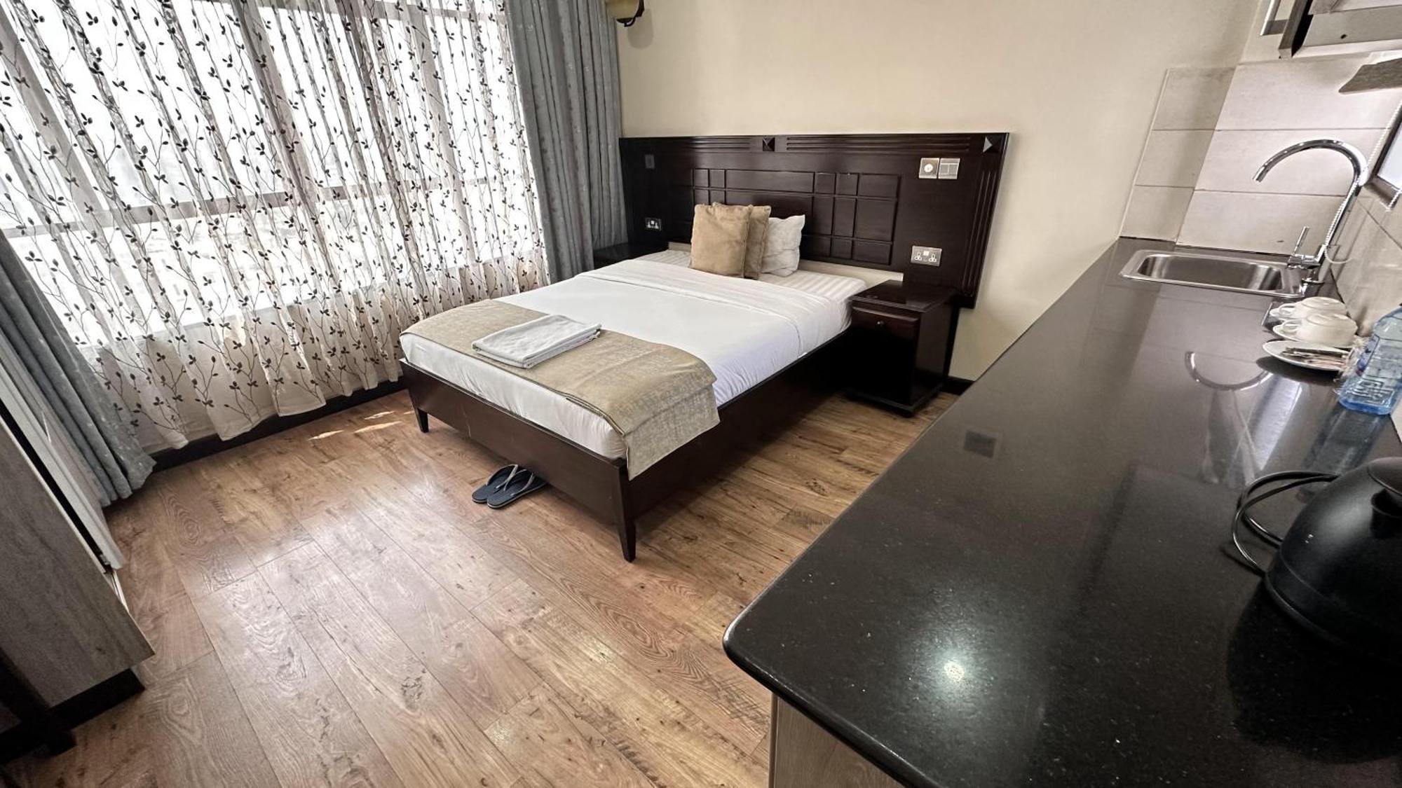 Hemak Suites Hotel Nairobi Exterior foto