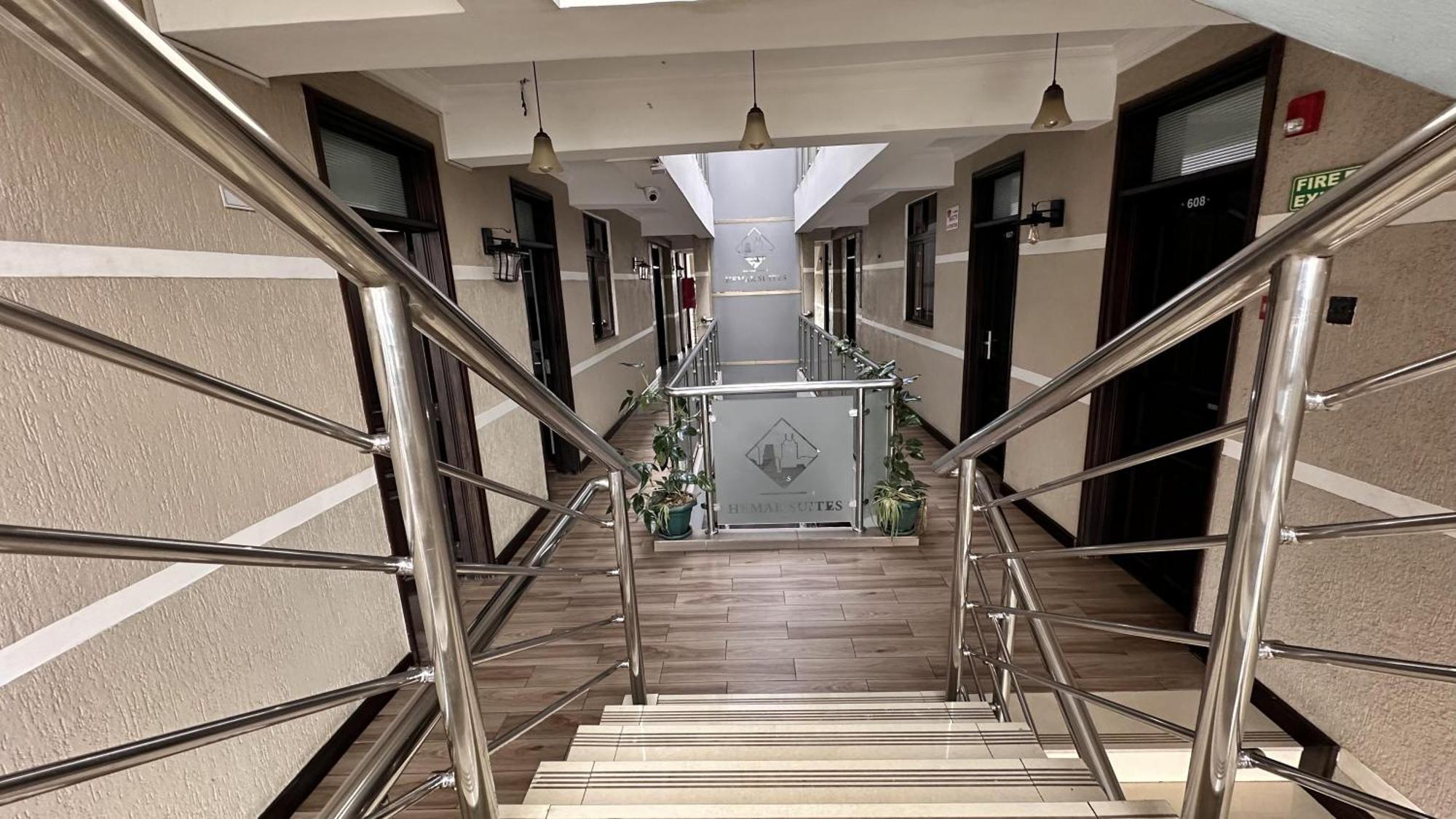 Hemak Suites Hotel Nairobi Exterior foto